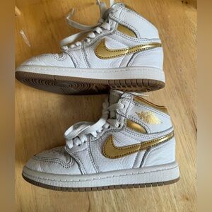 Nike Air Jordan 1 Retro High OG – White Metallic Gold – Preschool Size 10.5C